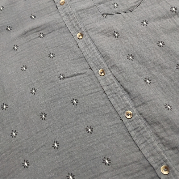 (2/$25) Sonoma high low button up long sleeve blouse grey 100% cotton - Picture 7 of 15